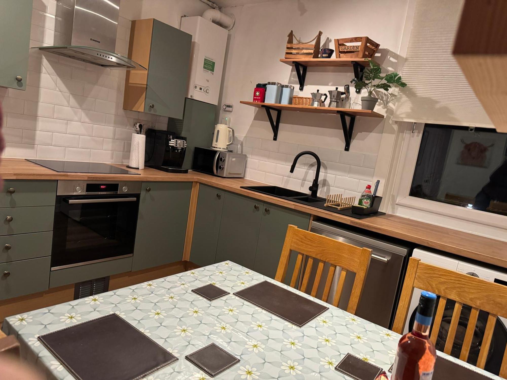 Maria- Bright And Modern City Center Apartment . Edinburgh Exterior photo
